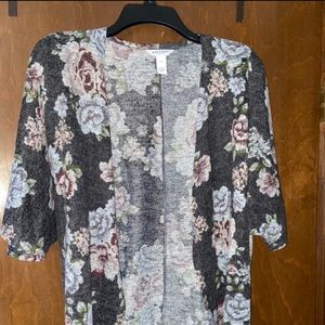 Gray Floral Half Sleeve Cardigan